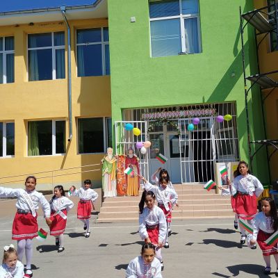 2 - ОУ Отец Паисий - Батово, Добрич