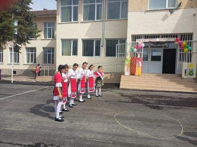 6 - ОУ Отец Паисий - Батово, Добрич